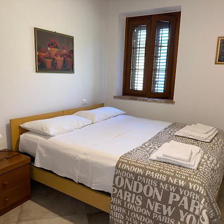 Villa Aquila Agello Bagian luar foto