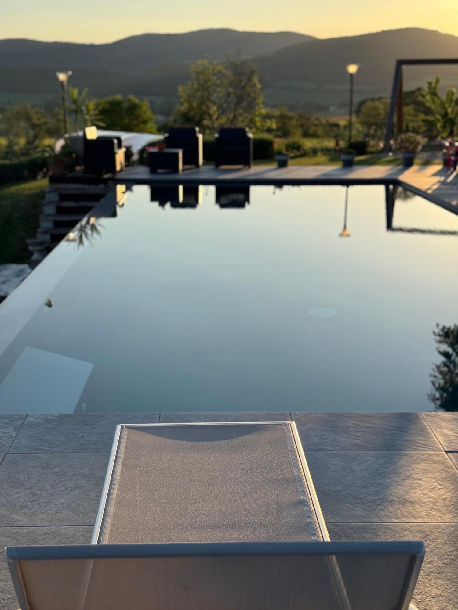 Villa Aquila Agello Bagian luar foto