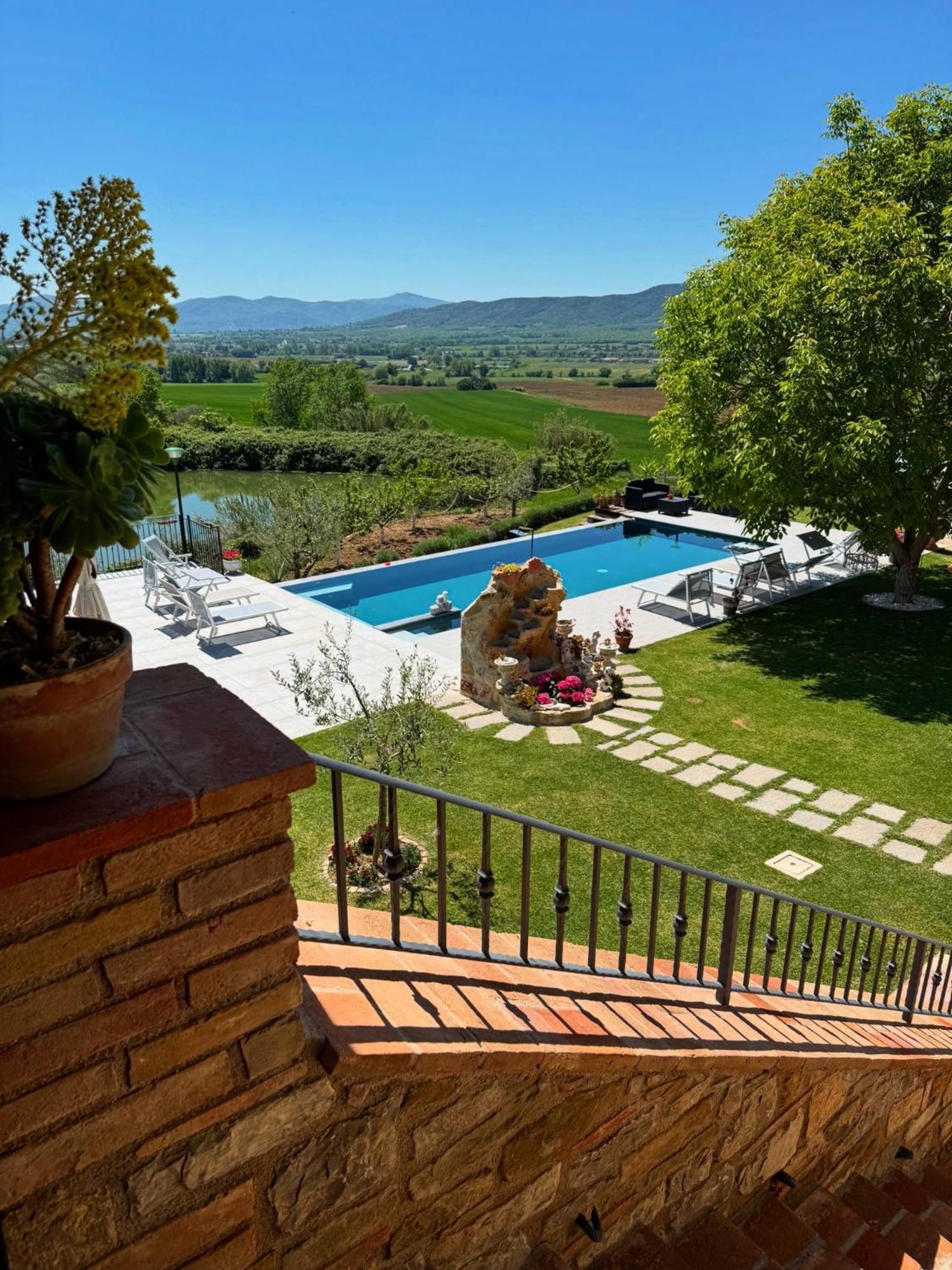 Villa Aquila Agello Bagian luar foto
