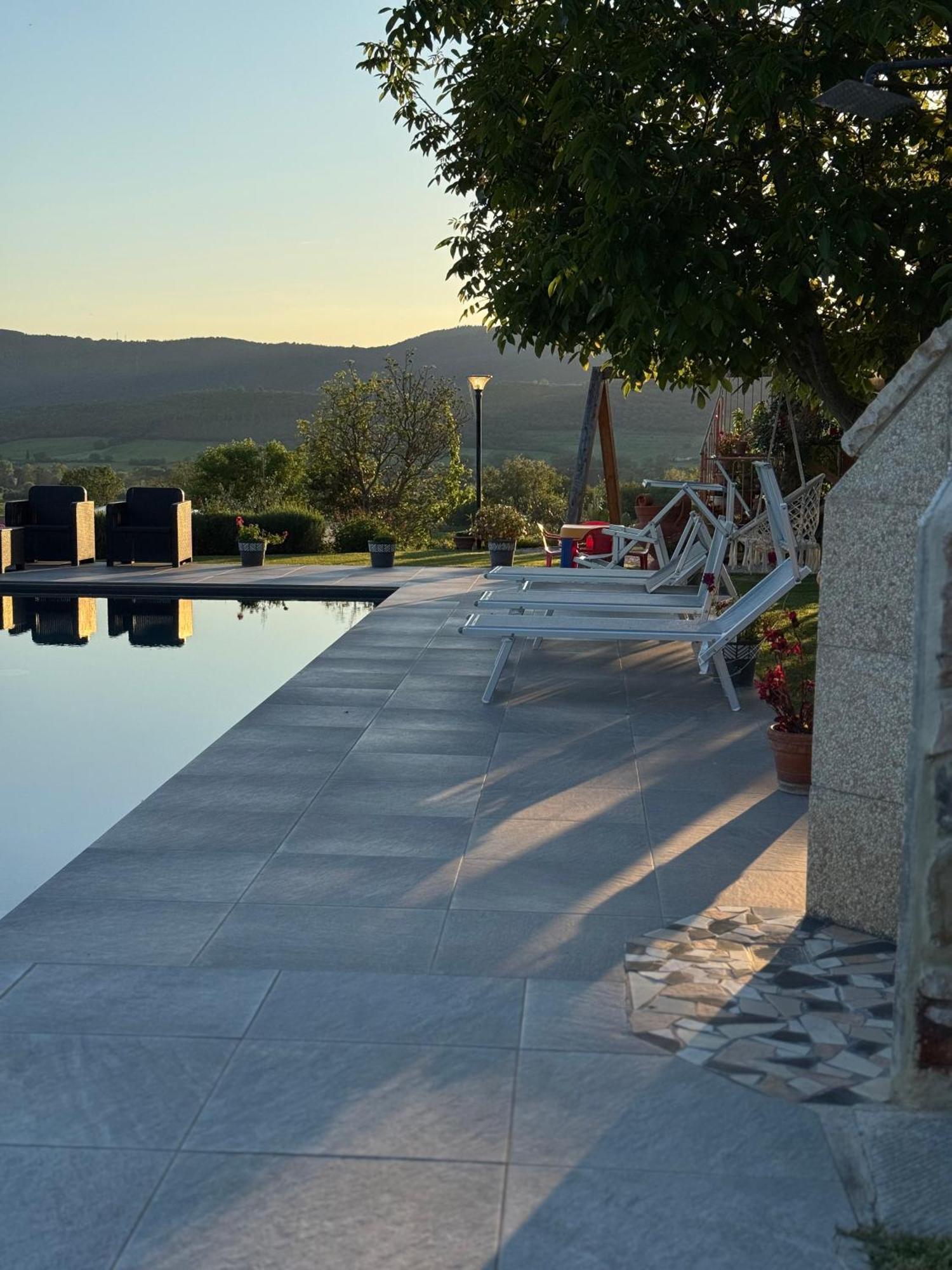 Villa Aquila Agello Bagian luar foto