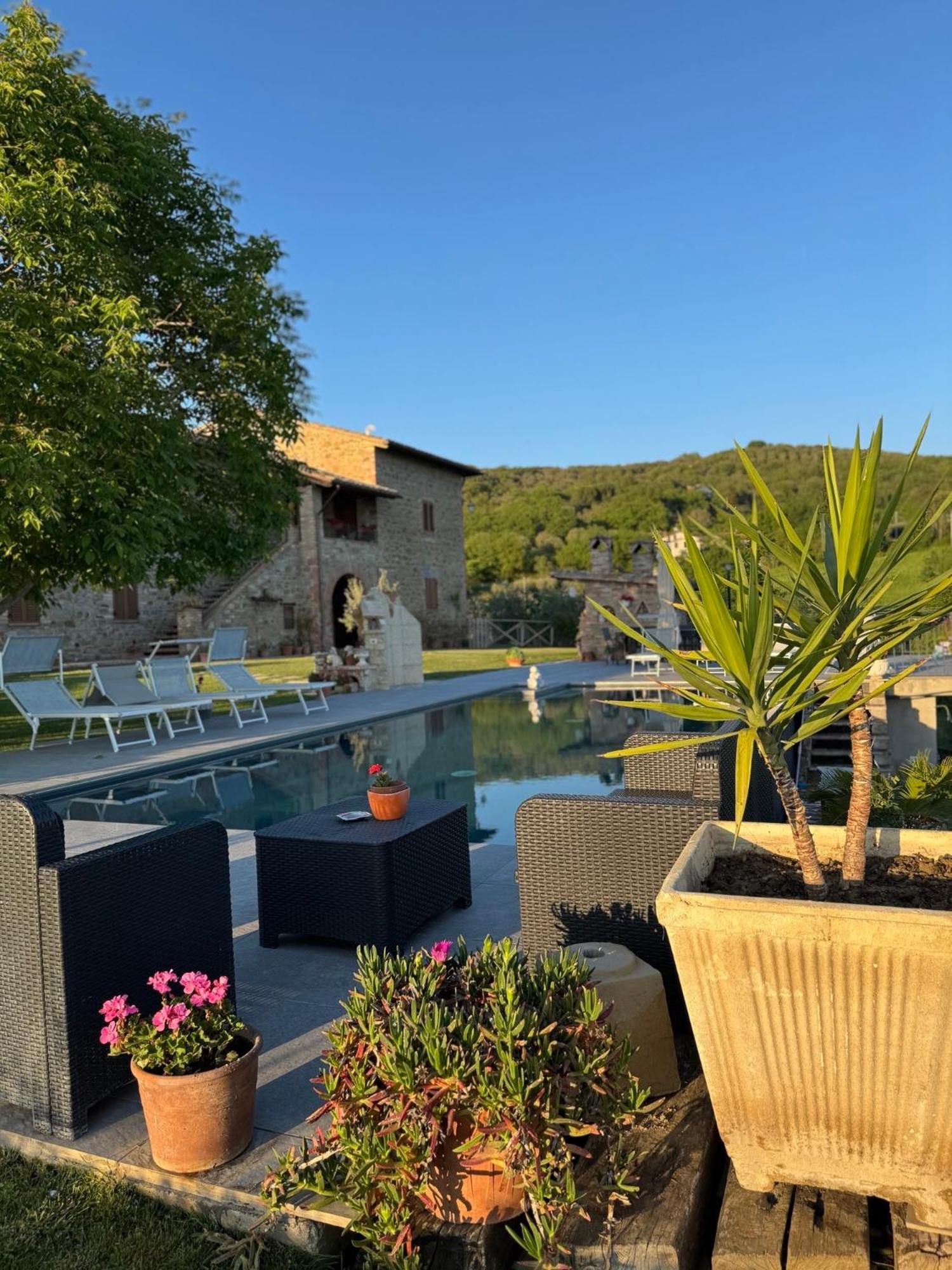 Villa Aquila Agello Bagian luar foto